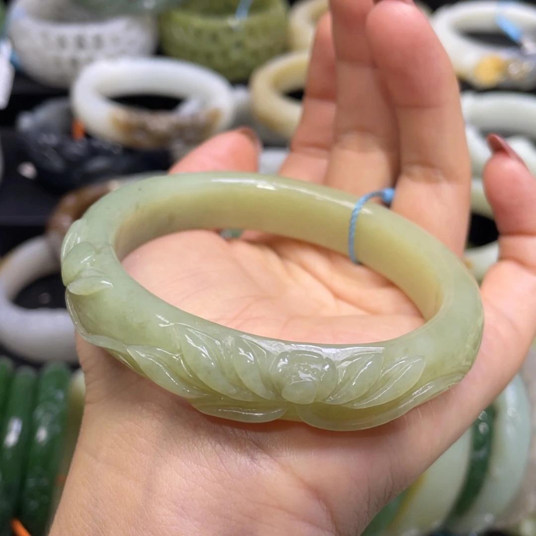 和田玉手镯未镶嵌35