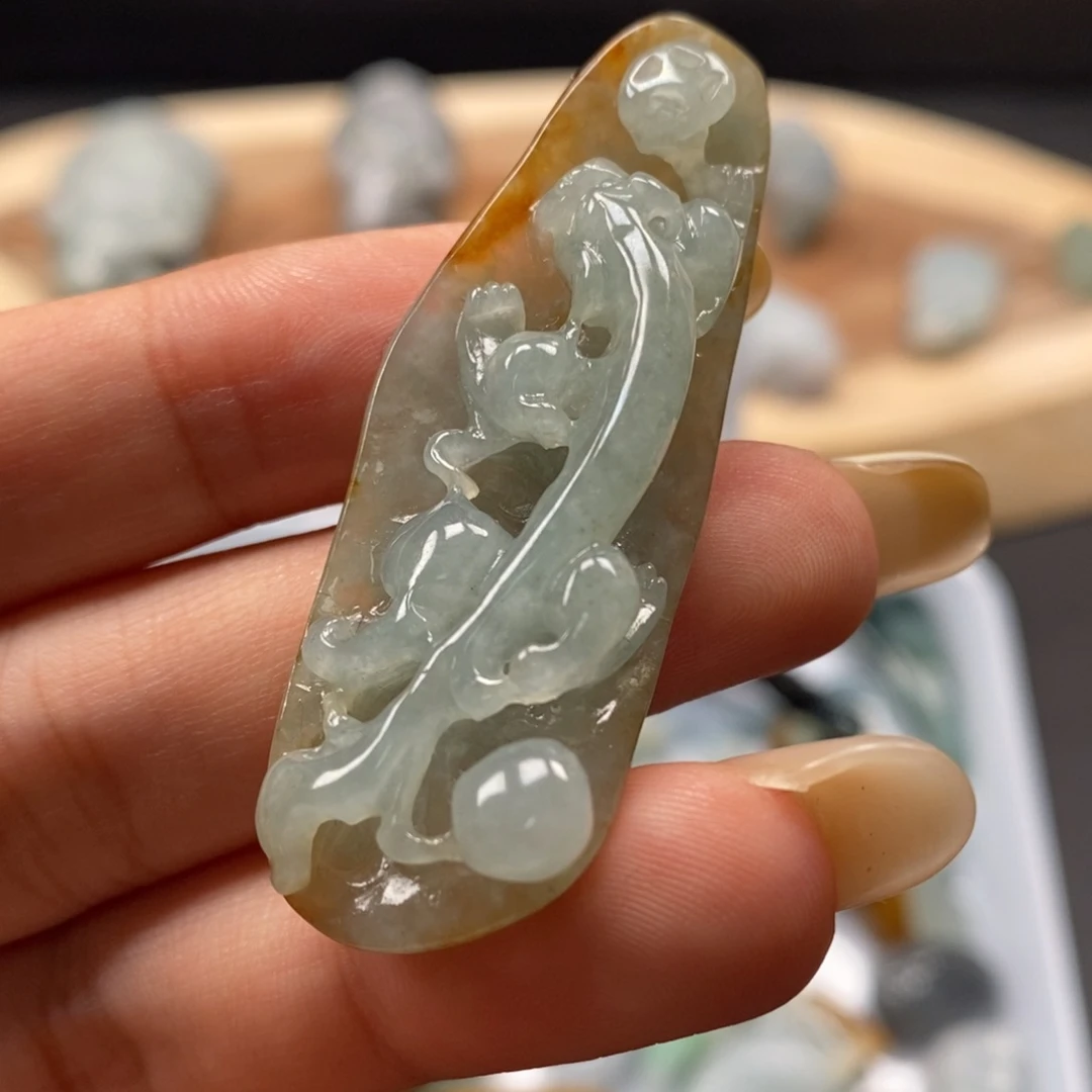定制翡翠未镶嵌翡翠