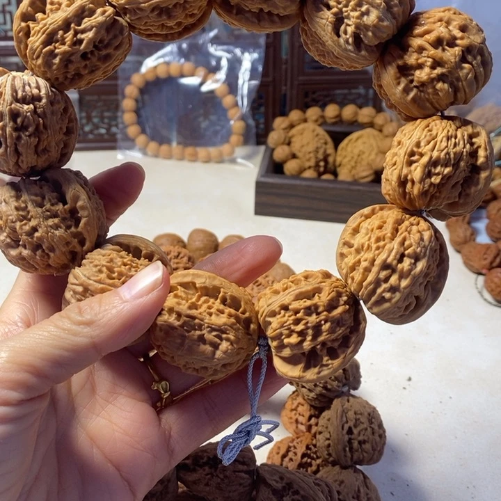 手串文玩核桃…………