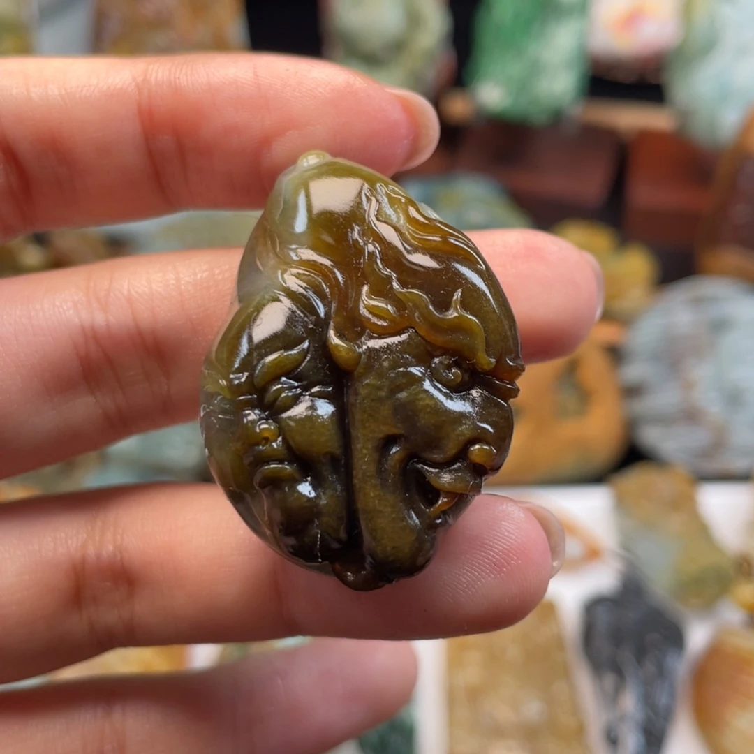 定制翡翠未镶嵌翡翠