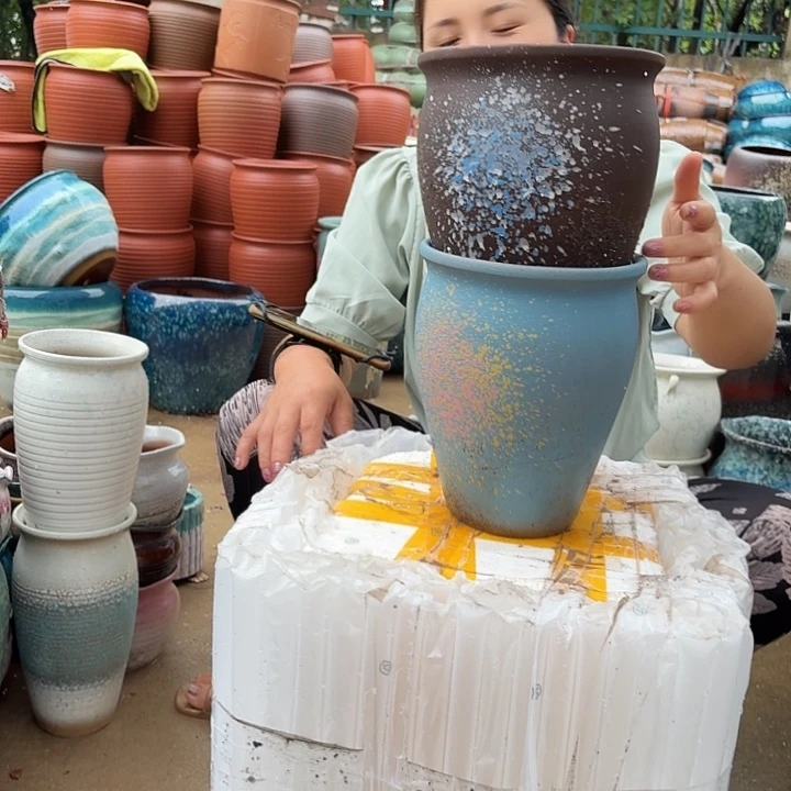 口18高22两个盆子。