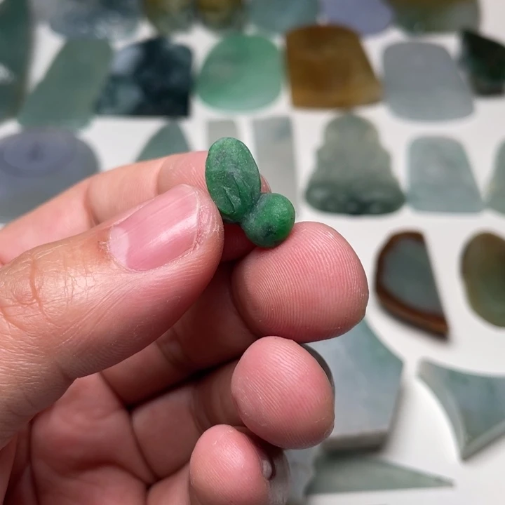 翡翠裸石缅甸翡翠A货