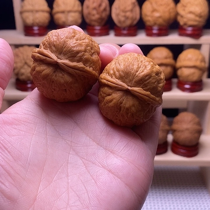 文玩核桃吊坠蛇皮球10