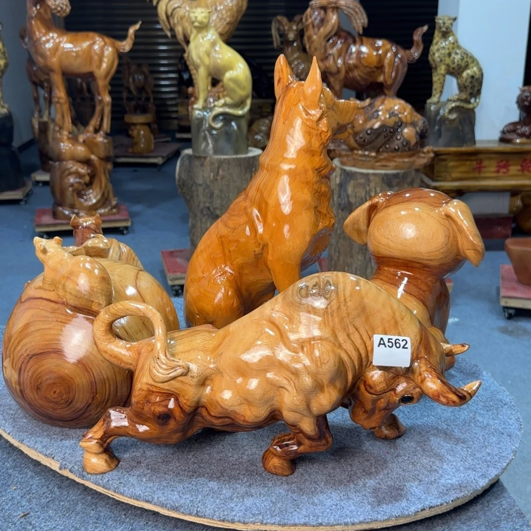 香***泪木小斗牛实木工艺品摆件