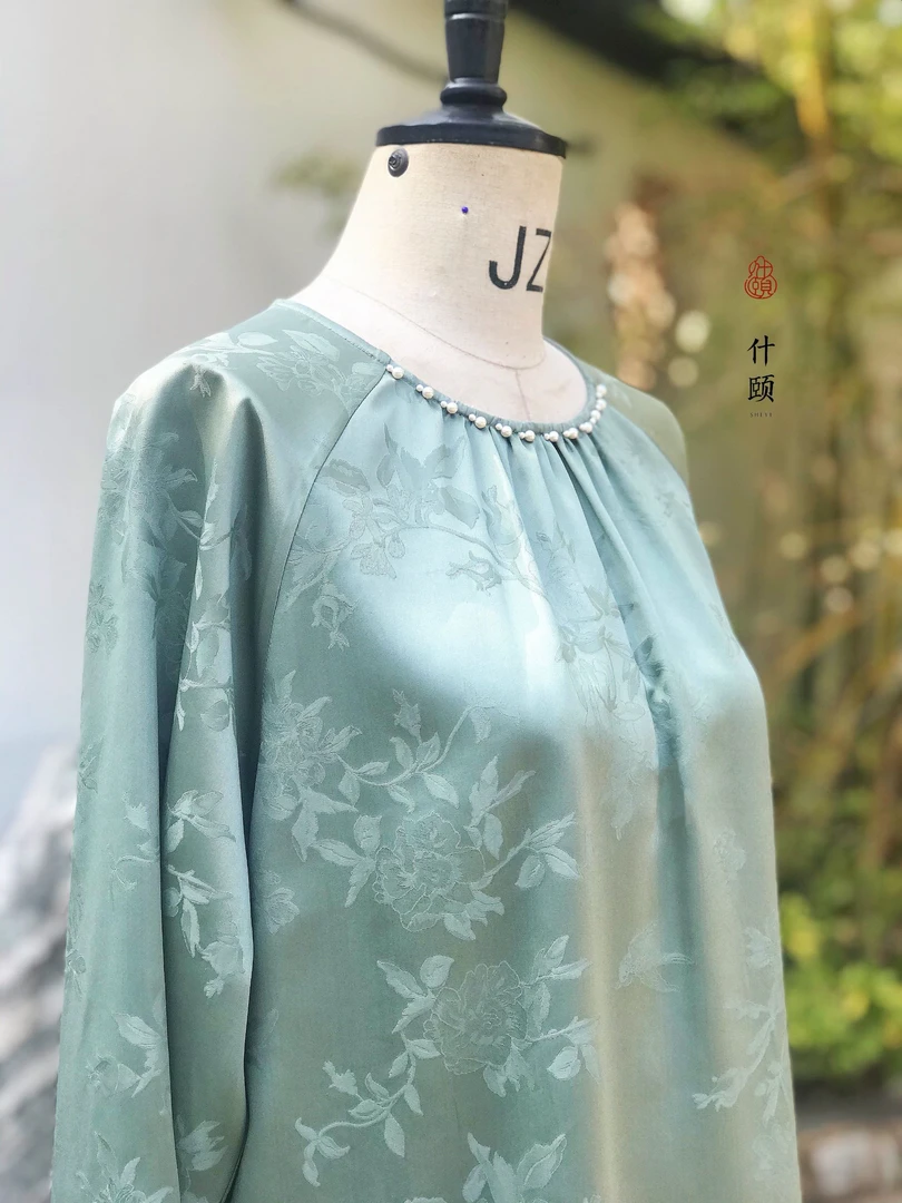 【非遗面料商品】鸭蛋青提花缎小衫