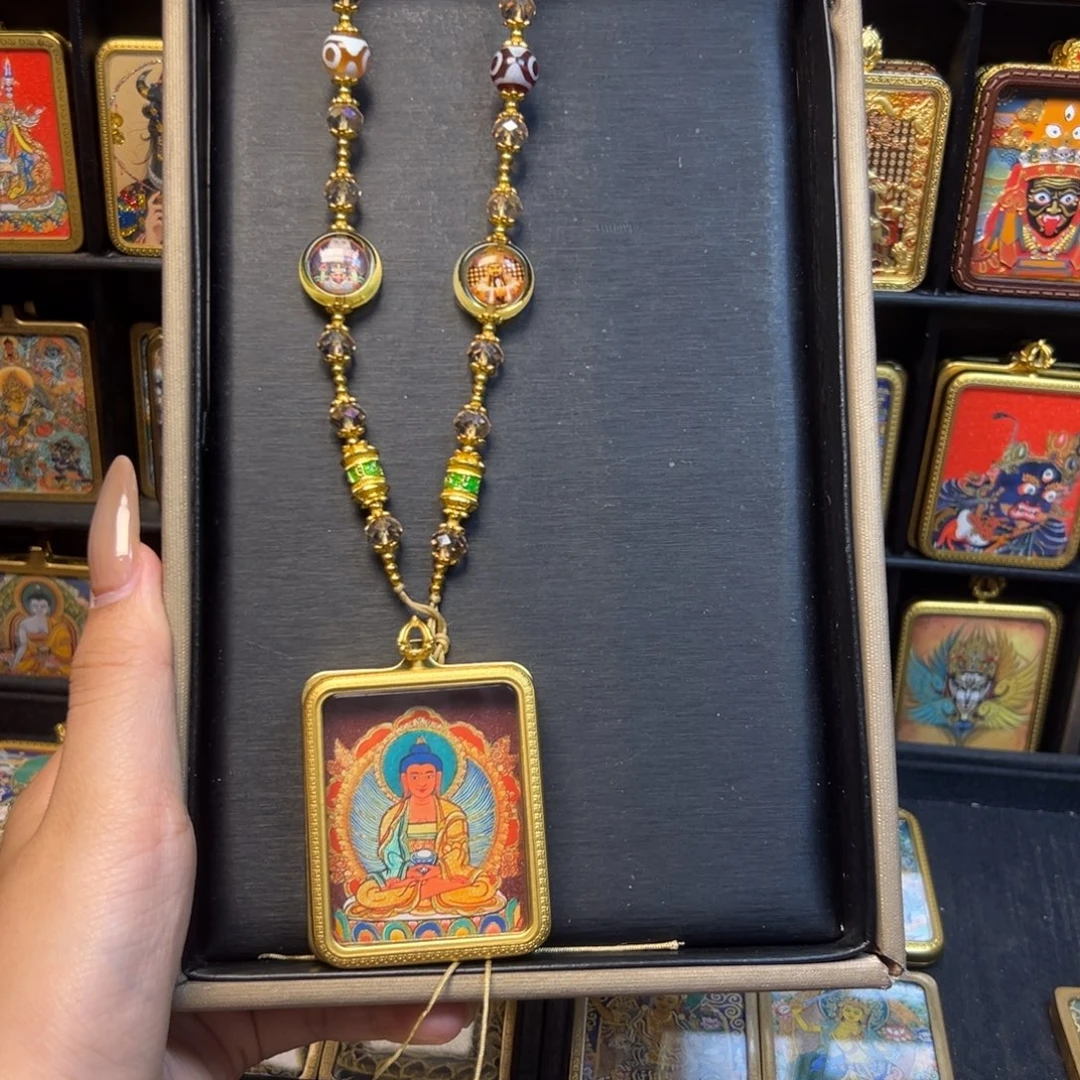 锦***锦吊坠美丽的小镇和美丽的乡村