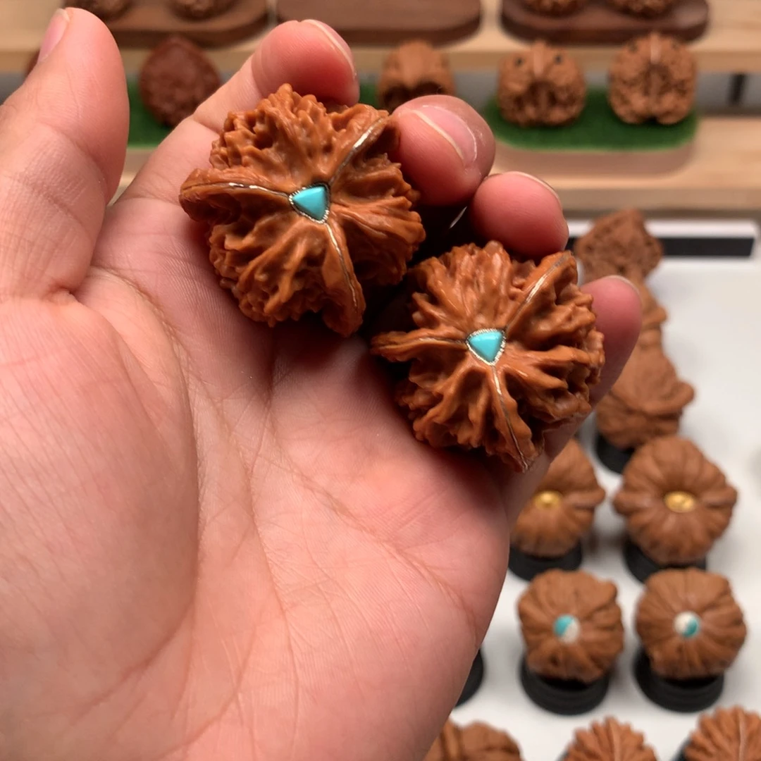 【闪购商品】吊坠文玩核桃李****师隐隐约约