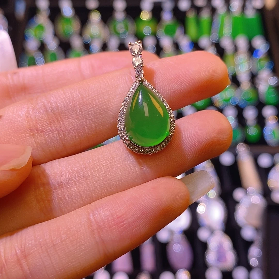 玛瑙/玉髓颈饰合金