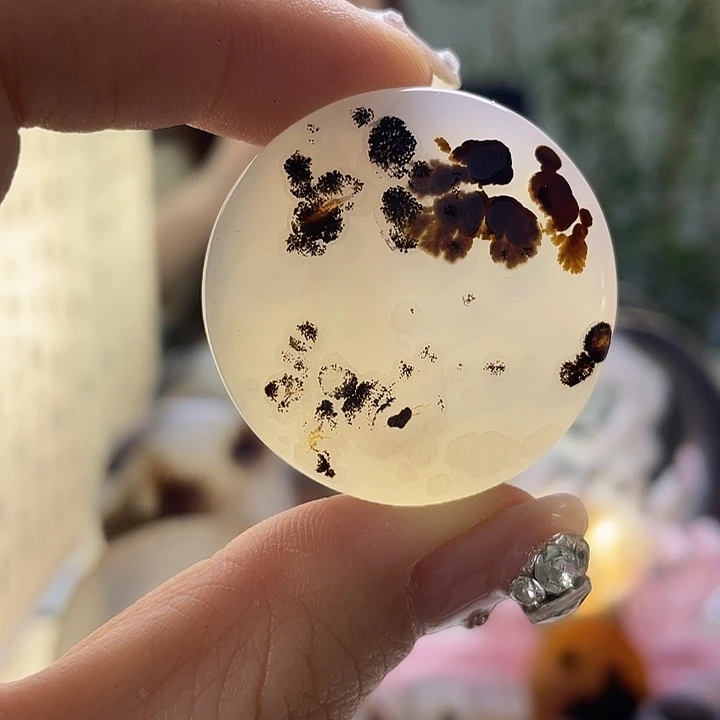 玛瑙/玉髓未镶嵌珠宝奇石