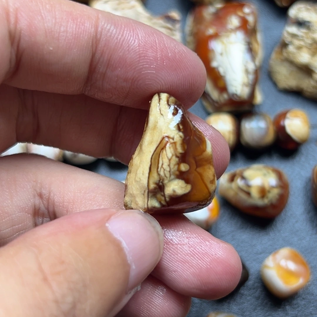 定制琥珀未镶嵌琥珀蜜蜡原石定制