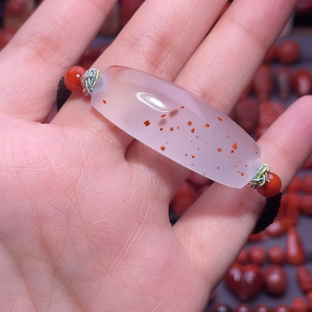 南红玛瑙未镶嵌配饰