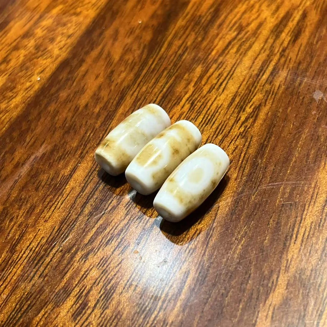 嫩色玛瑙配珠随机发