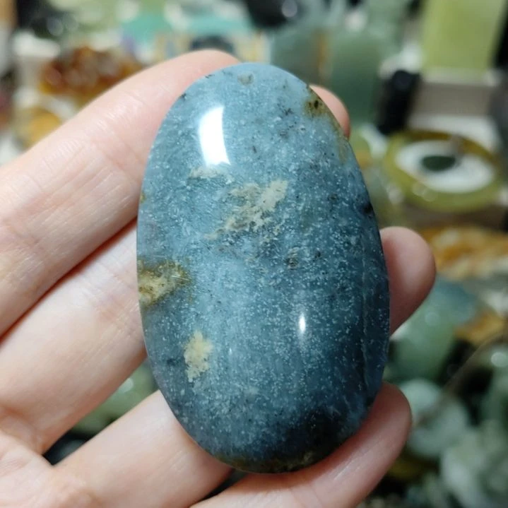 岫玉未镶嵌挂坠款式