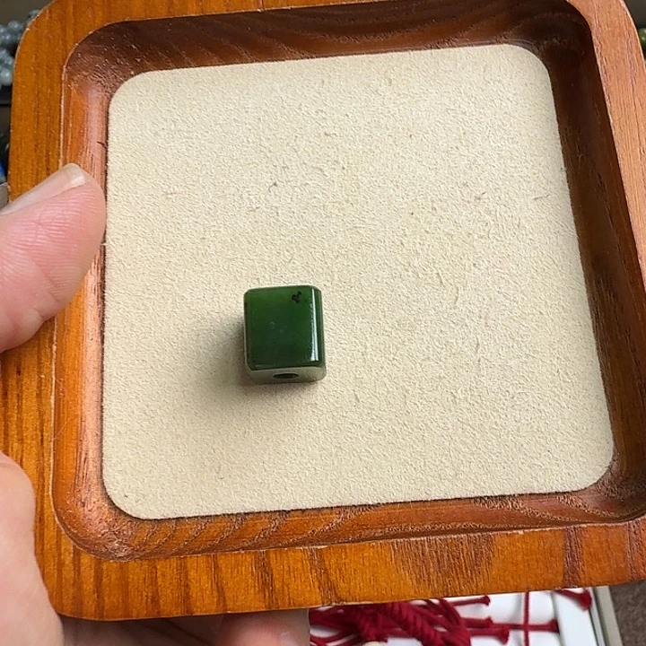 ✘***和田玉未镶嵌手绳