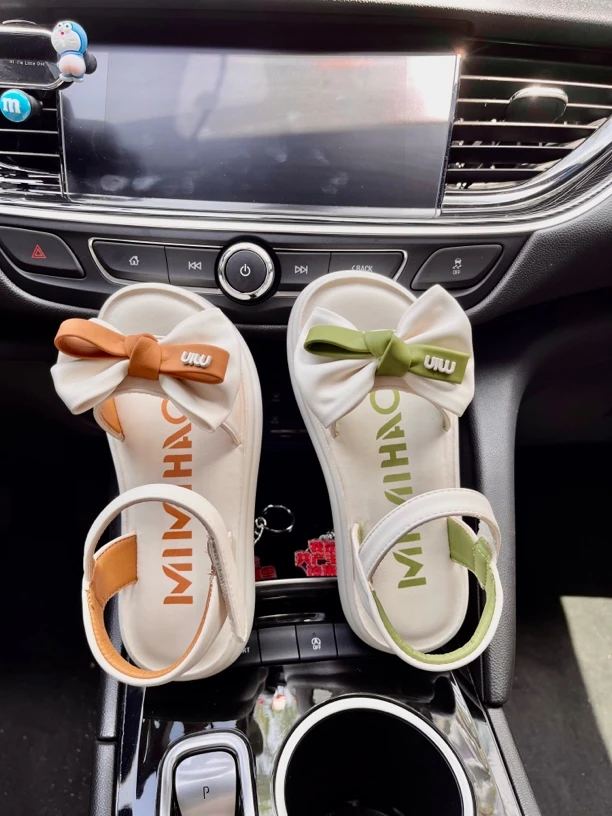 休闲夏季蝴蝶结女露趾韩版凉鞋时装凉鞋魔术贴公主风