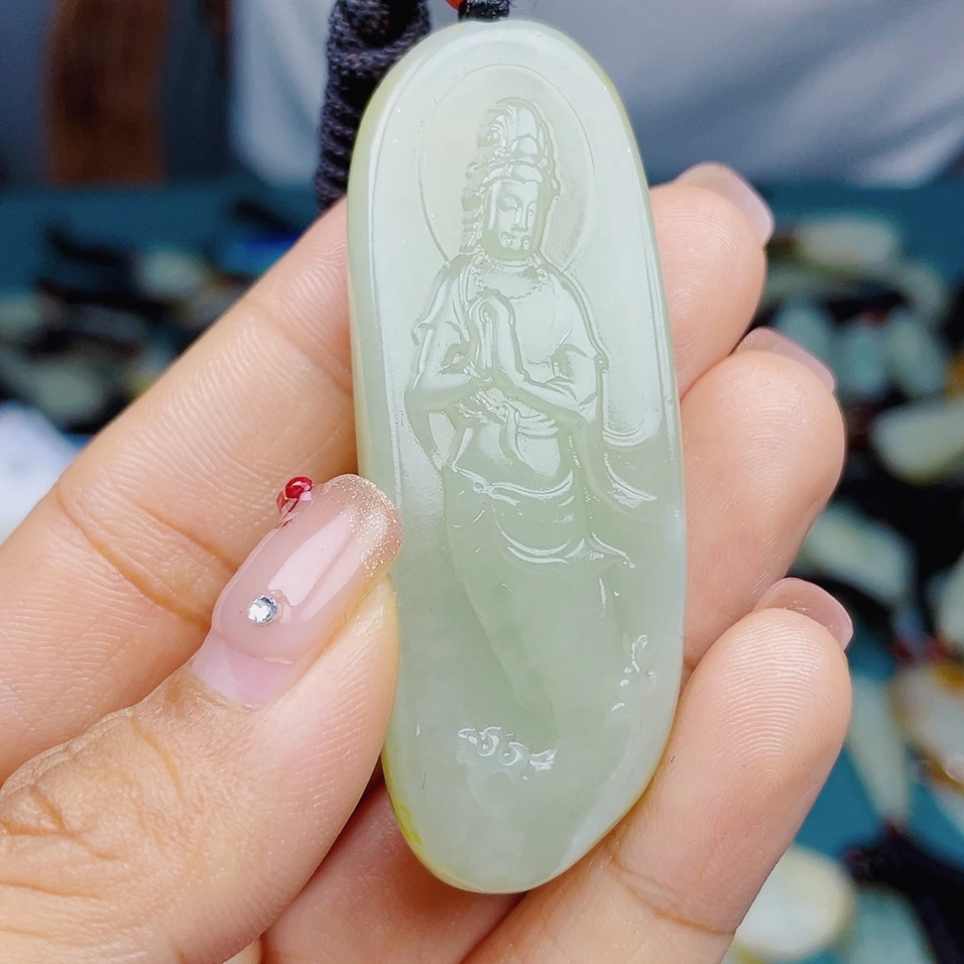 颈饰未镶嵌和田玉