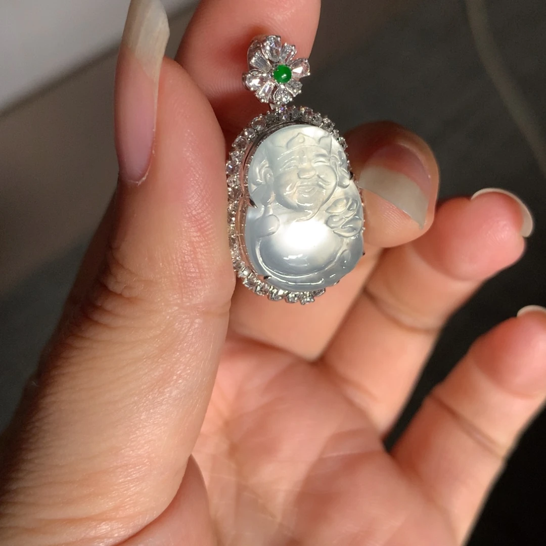 颈饰18K金镶嵌翡翠冰财财吊坠