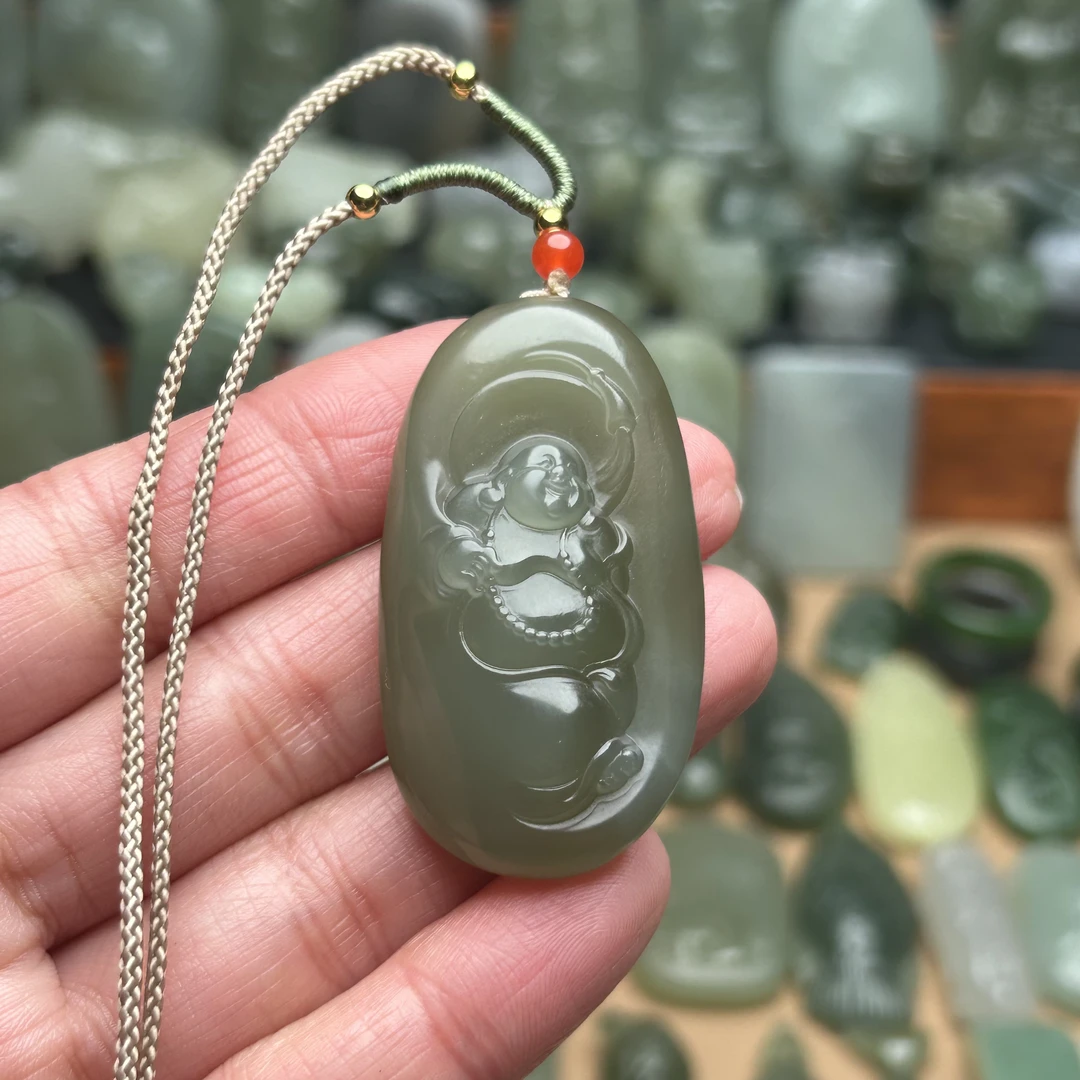 精品和田玉小挂件（有包容）