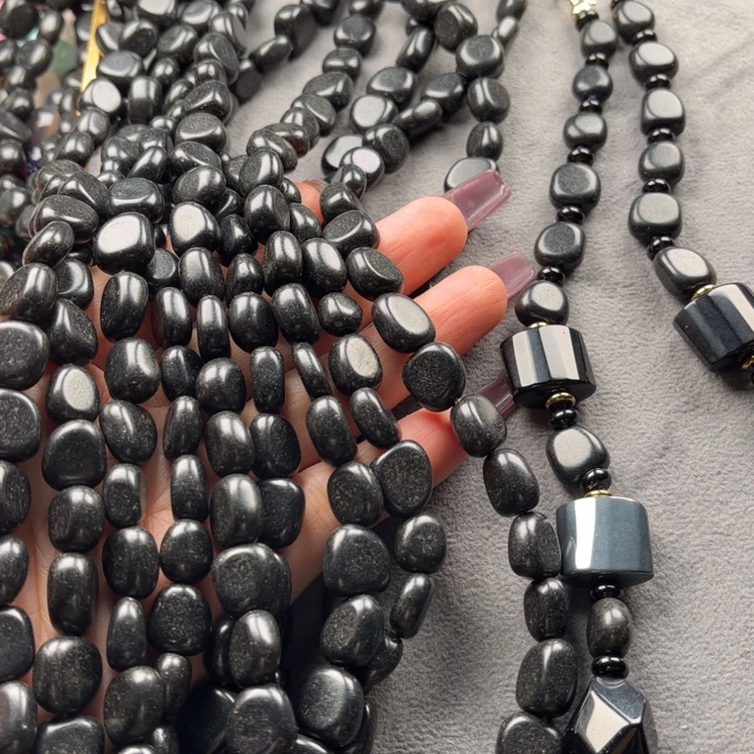 石英质玉珠宝奇石未镶嵌如图磨砂