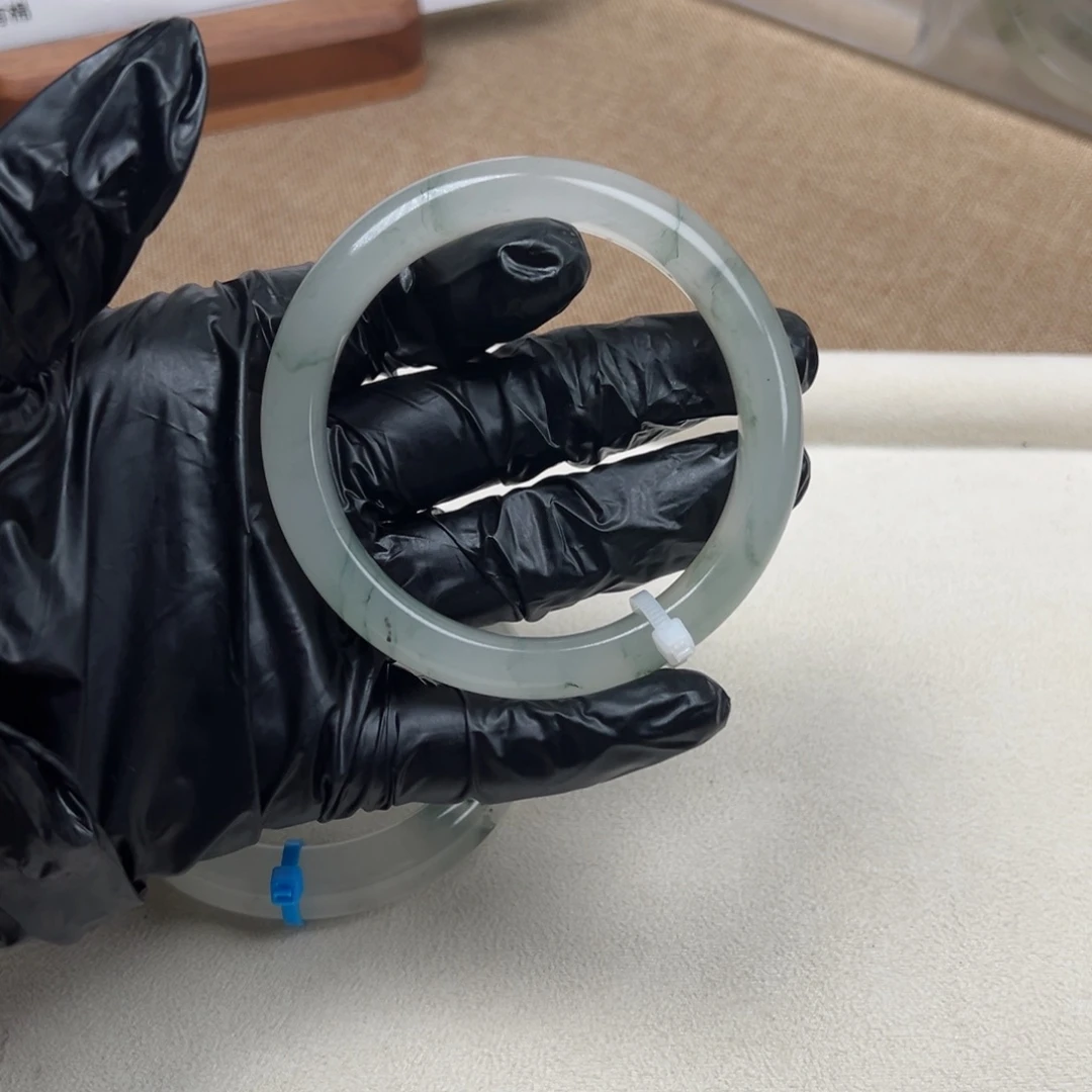 石英岩玉未镶嵌手镯07