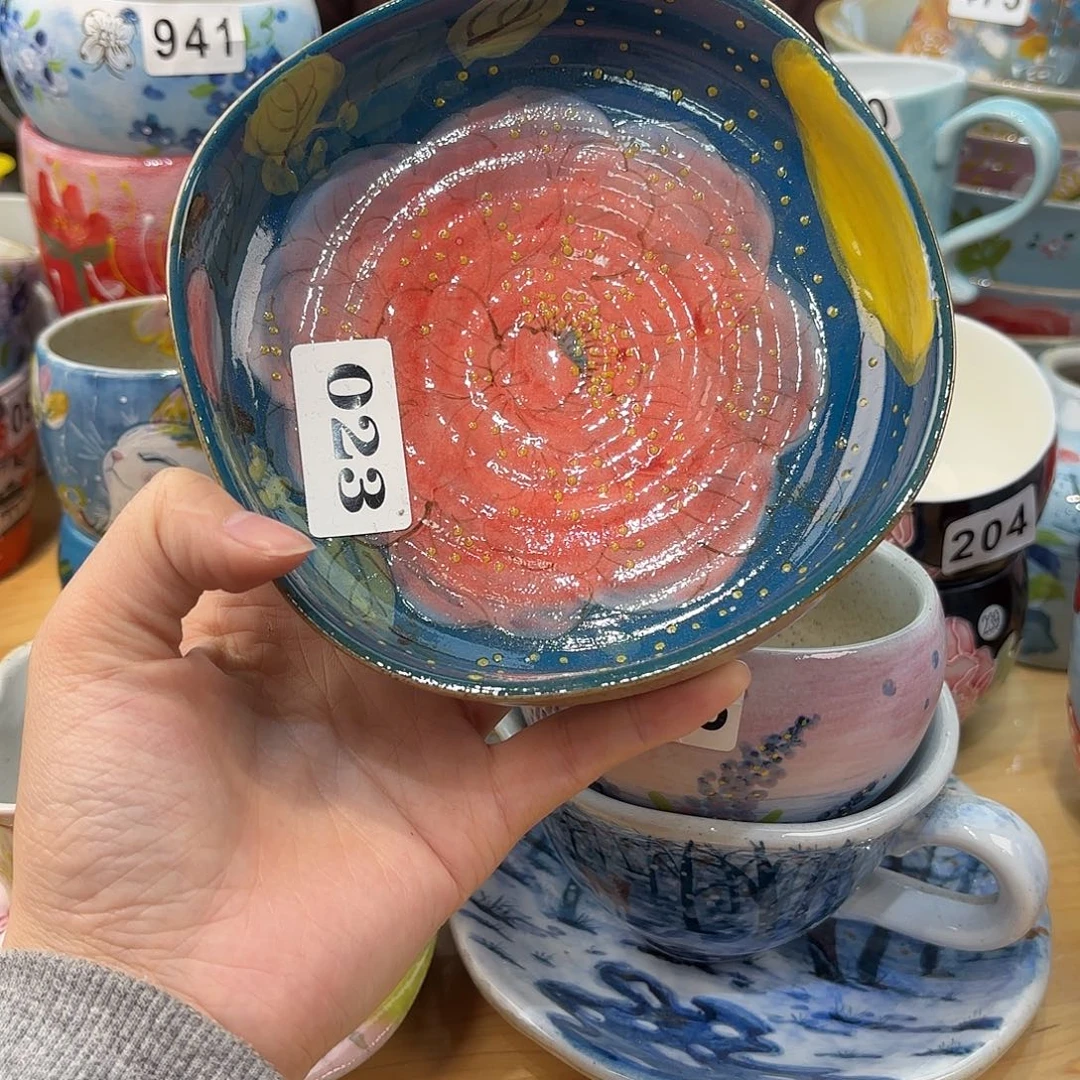 瓷片兔兔好可爱啊我