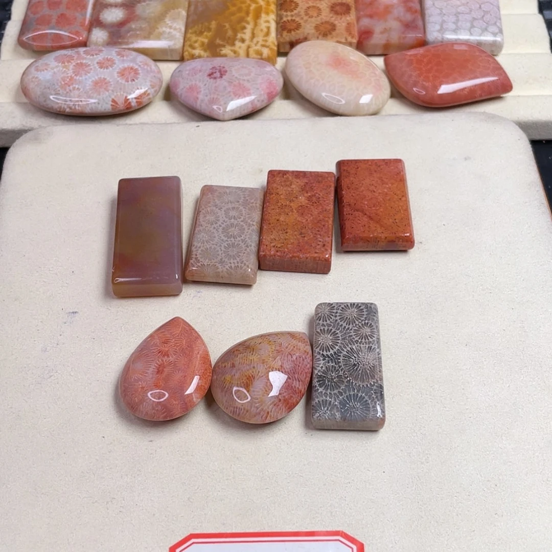 【闪购商品】未镶嵌吊坠(赠链)硅化玉野****数
