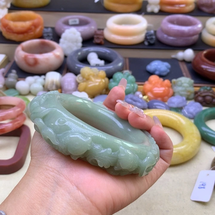 石英质玉124689934678未镶嵌星***话