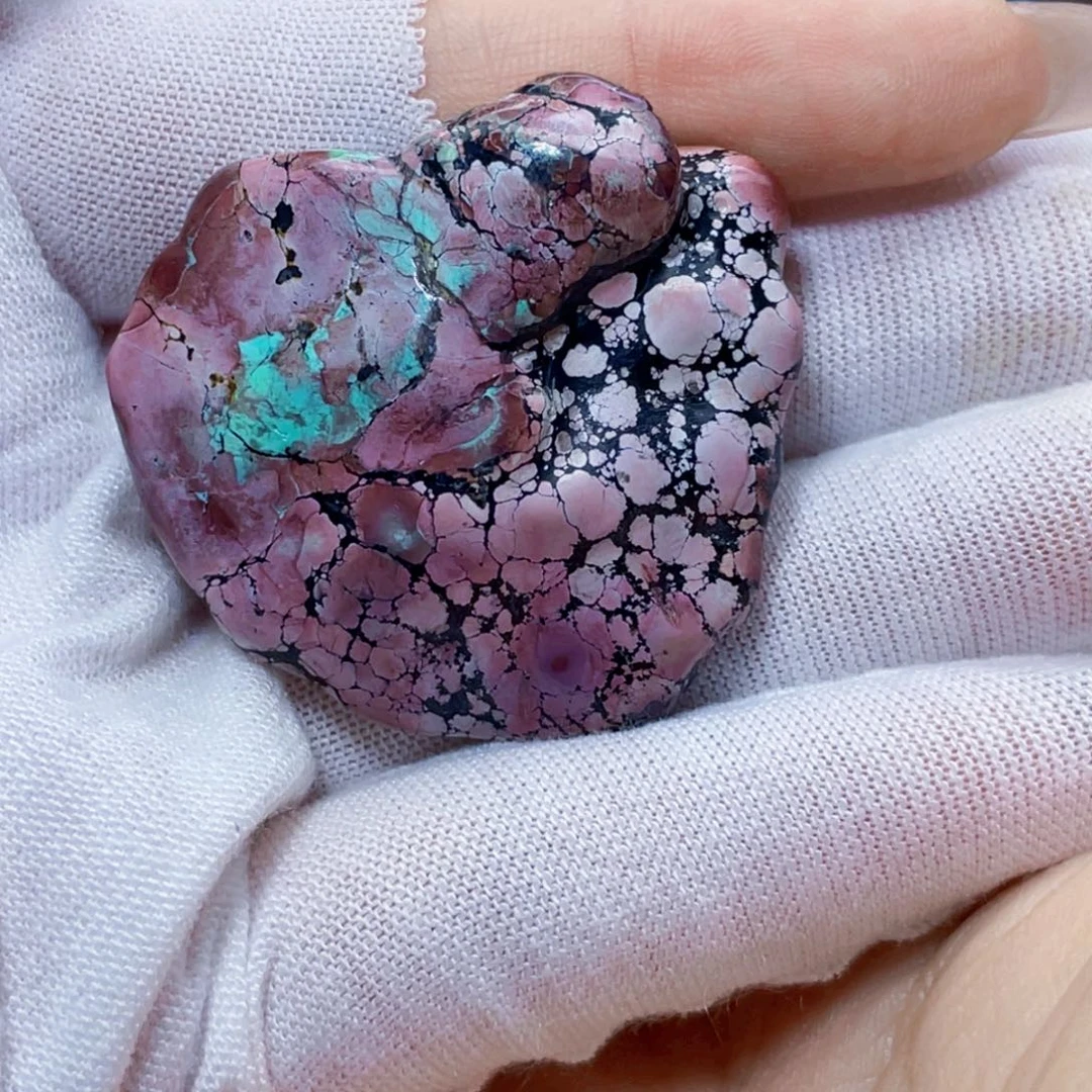 绿松石未镶嵌饰品