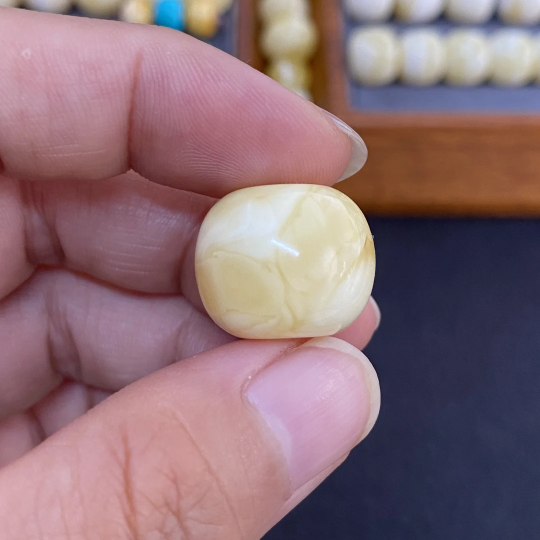 蜜蜡老型无优化文玩天然原矿17.7mm苹果珠猴头星月金刚配饰单珠