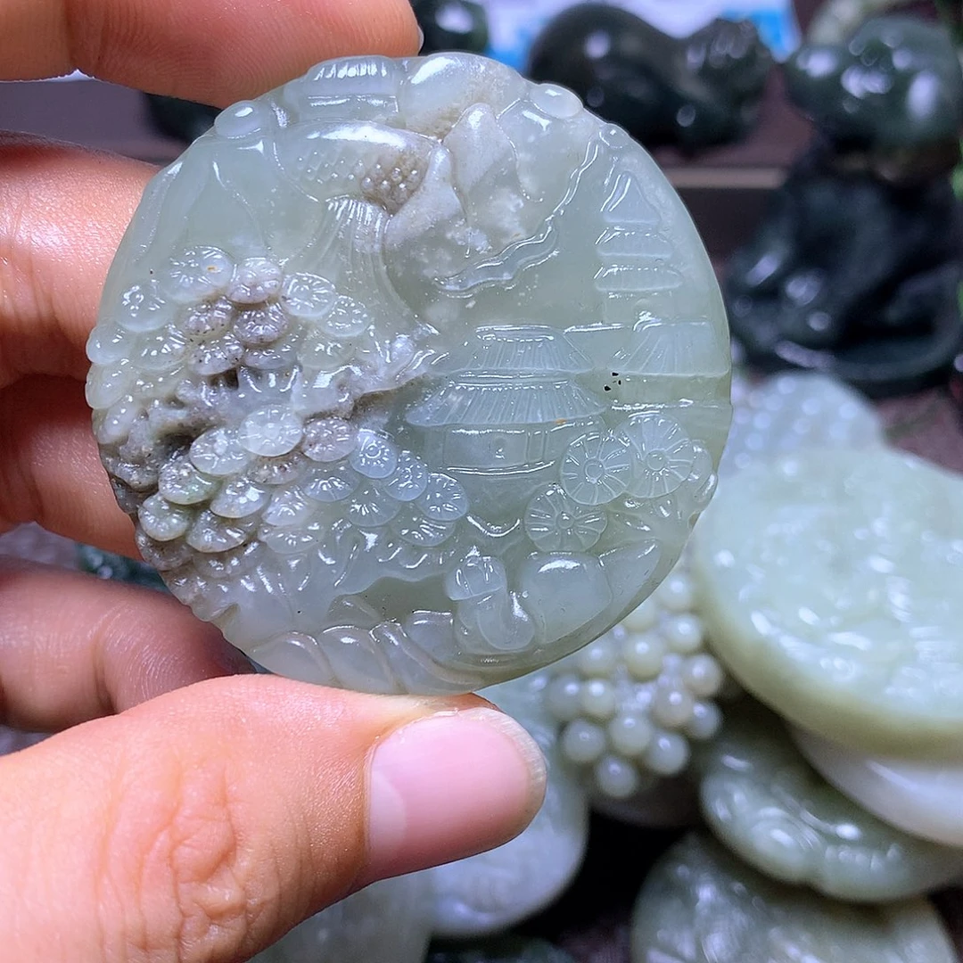 颈饰未镶嵌和田玉
