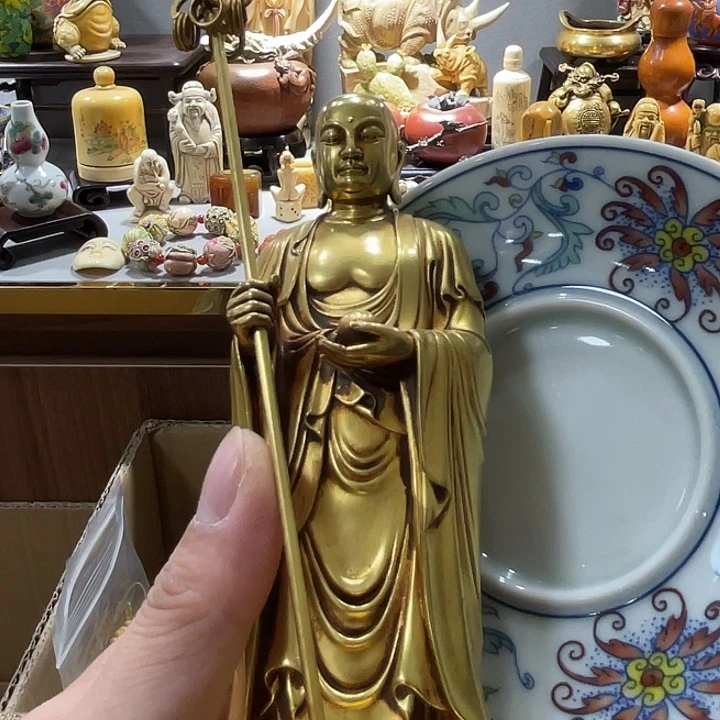 瓷片波*哥精致雕刻工艺品