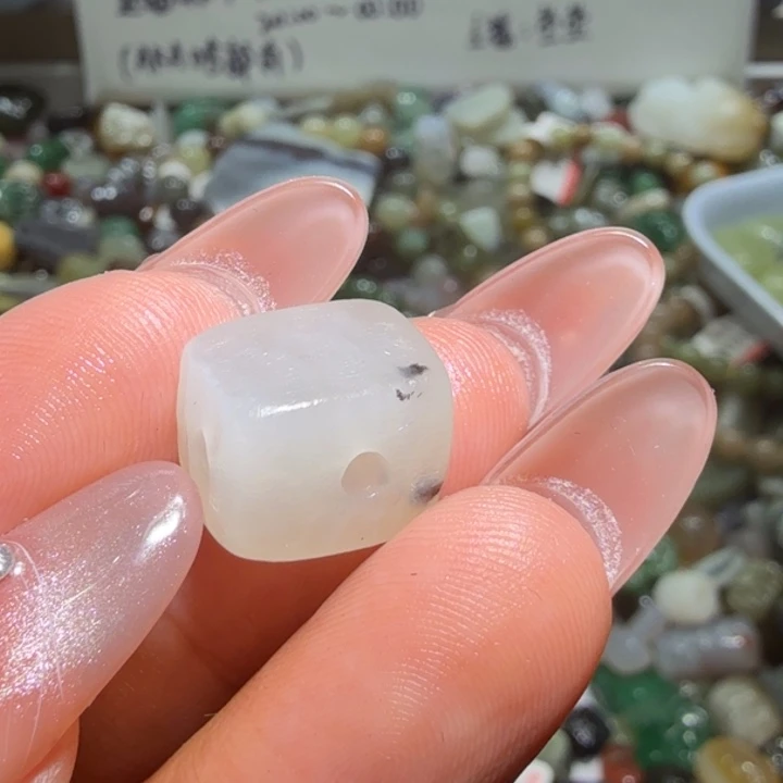 和田玉未镶嵌珠宝半成品