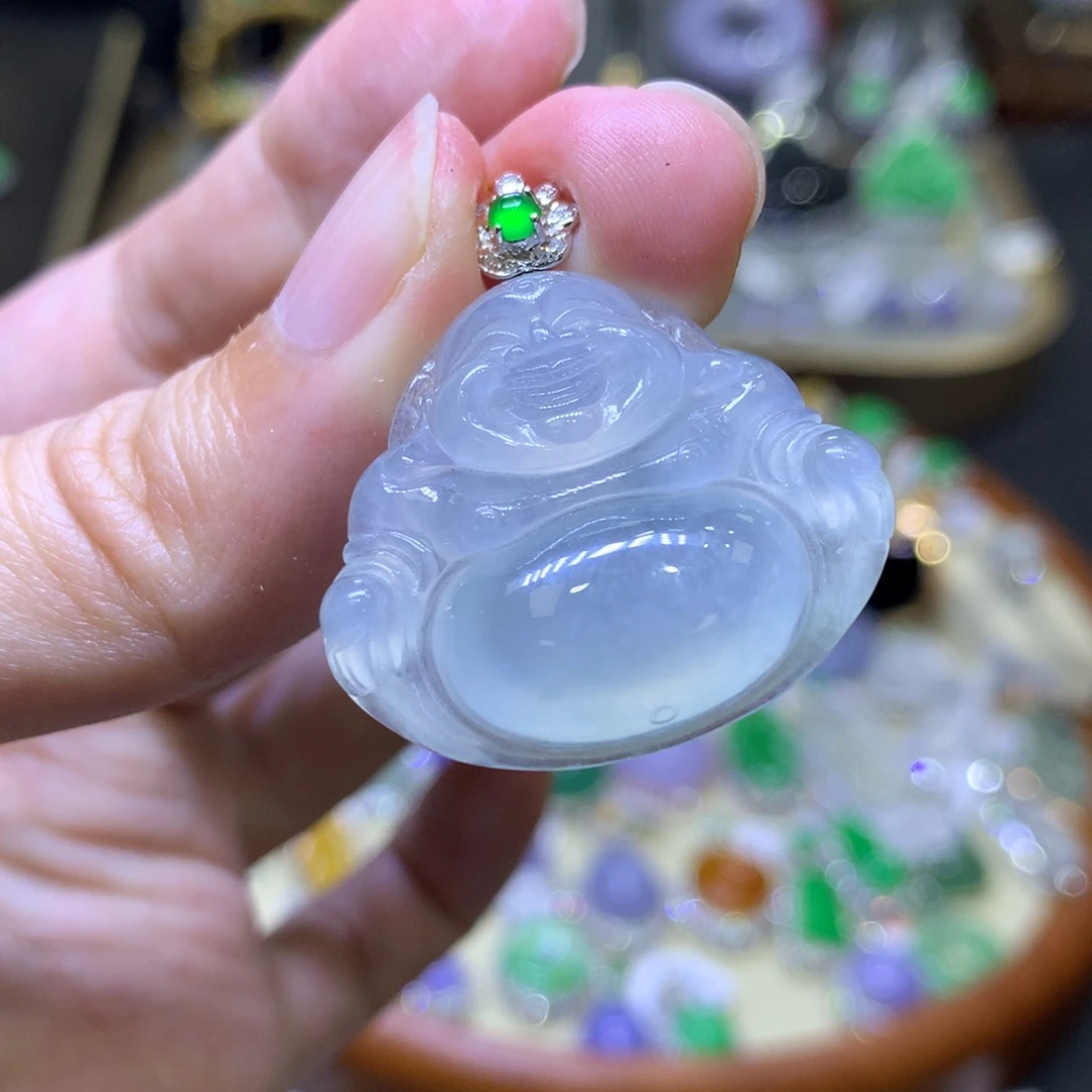 翡翠18K金镶嵌颈饰