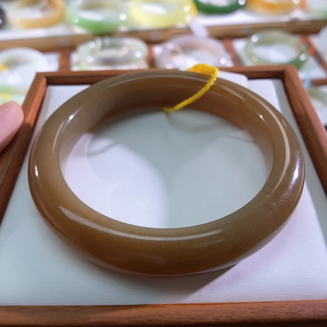 【闪购商品】未镶嵌手镯和田玉