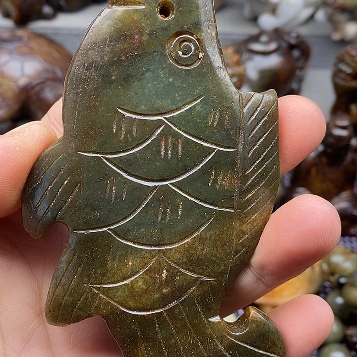 未镶嵌蛇纹石玉颈饰