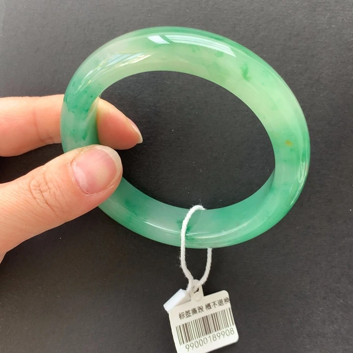 石英质玉（非洲翠）未镶嵌手镯