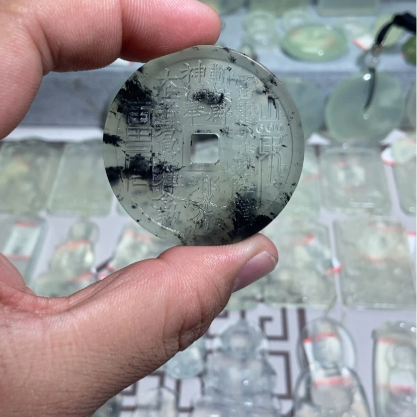 【闪购商品】蛇纹石玉颈饰合金大***i