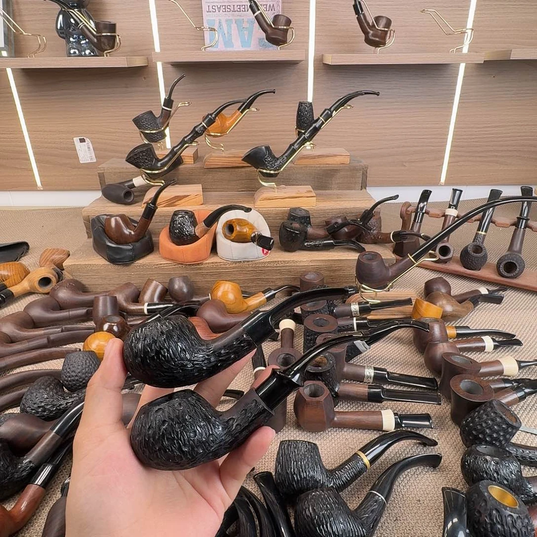 黑檀木黑檀木的颜色