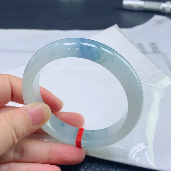 翡翠未镶嵌手镯翡翠手镯