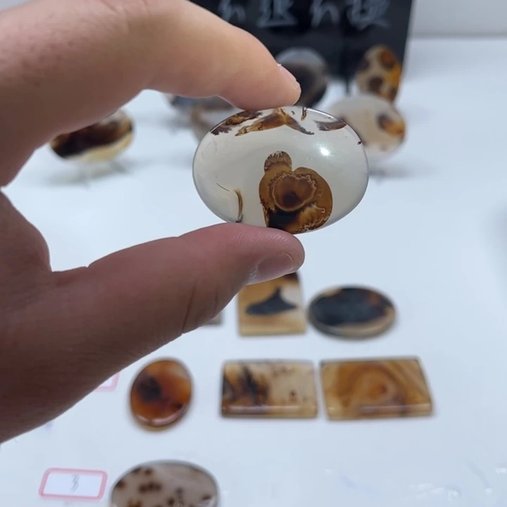 玛瑙/玉髓未镶嵌吊坠(不含链)