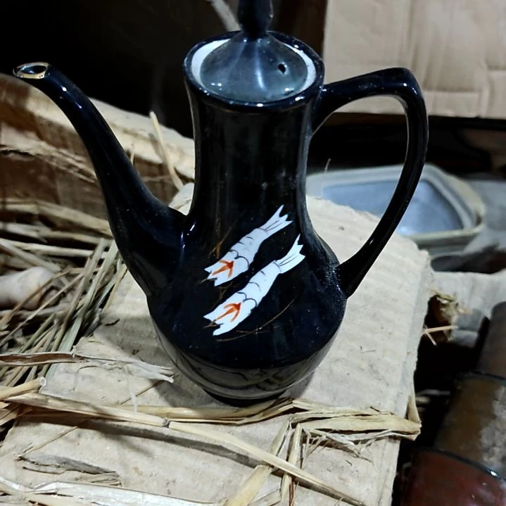 瓷片陶瓷盘子碗啥都有