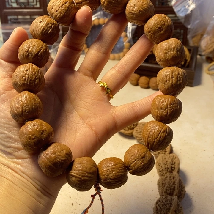 手串文玩核桃…………