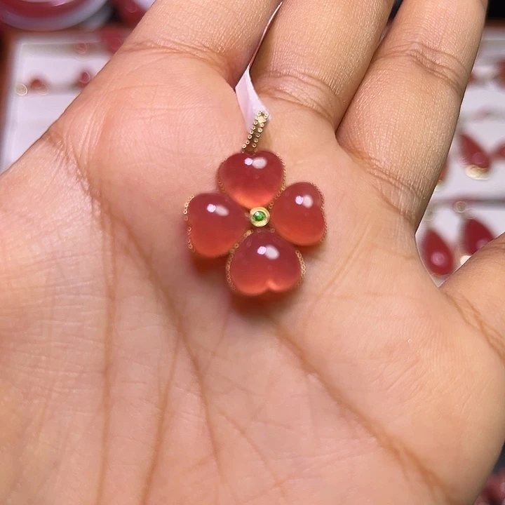 18K金镶嵌菱锰矿（红纹石）颈饰L***菲