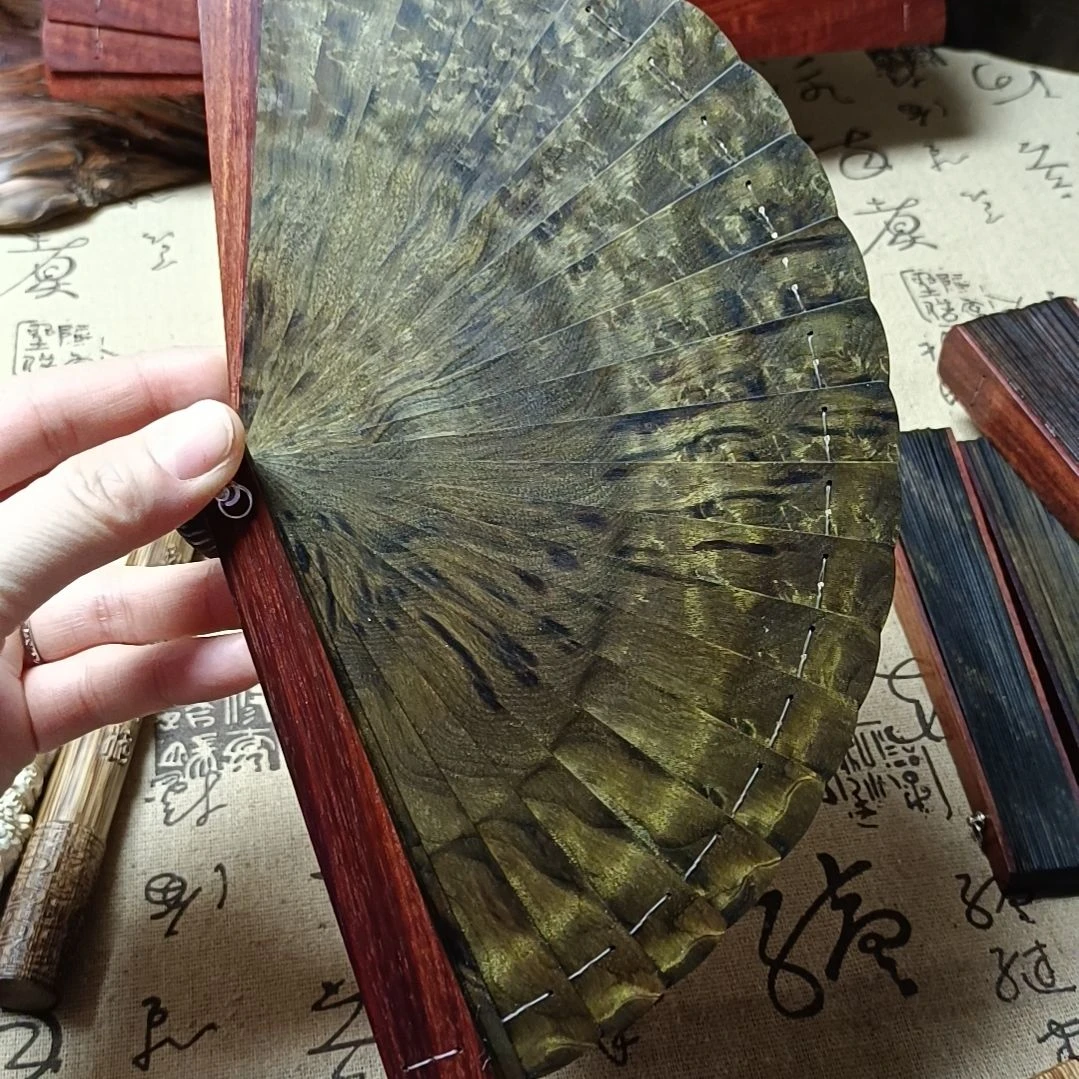 金丝楠金丝楠木满瘤花水波折扇