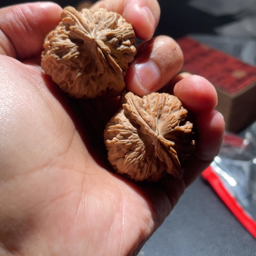 吊坠文玩核桃白狮