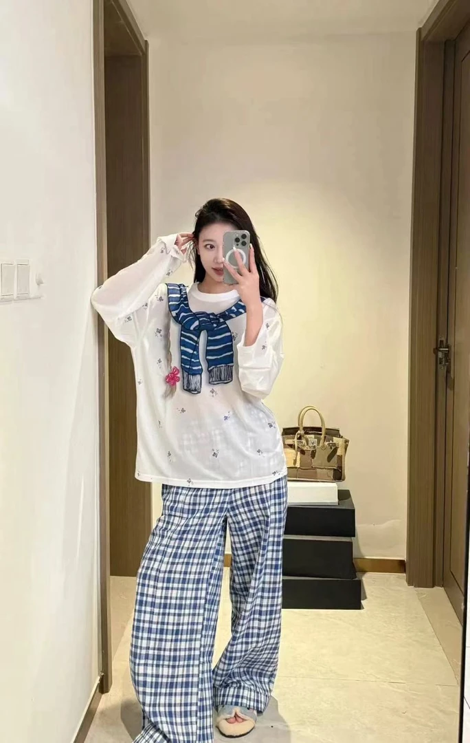 【花花严选】复古港风手绘长袖宽松型打底衫长袖T恤