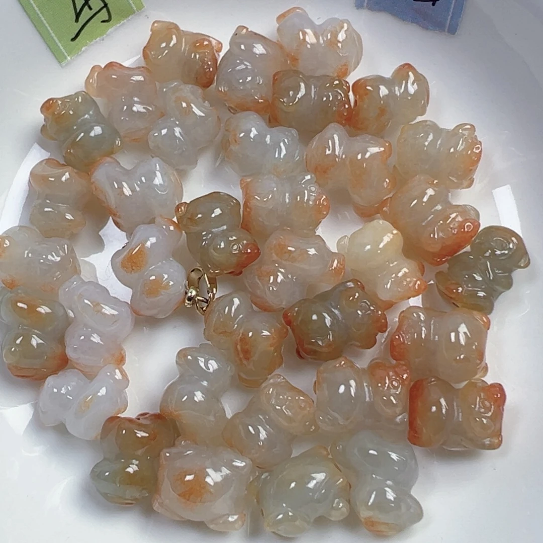翡翠散珠翡翠生肖马，猪一个可挑