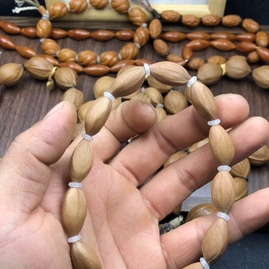 好****吊坠橄榄核来咯哦哦