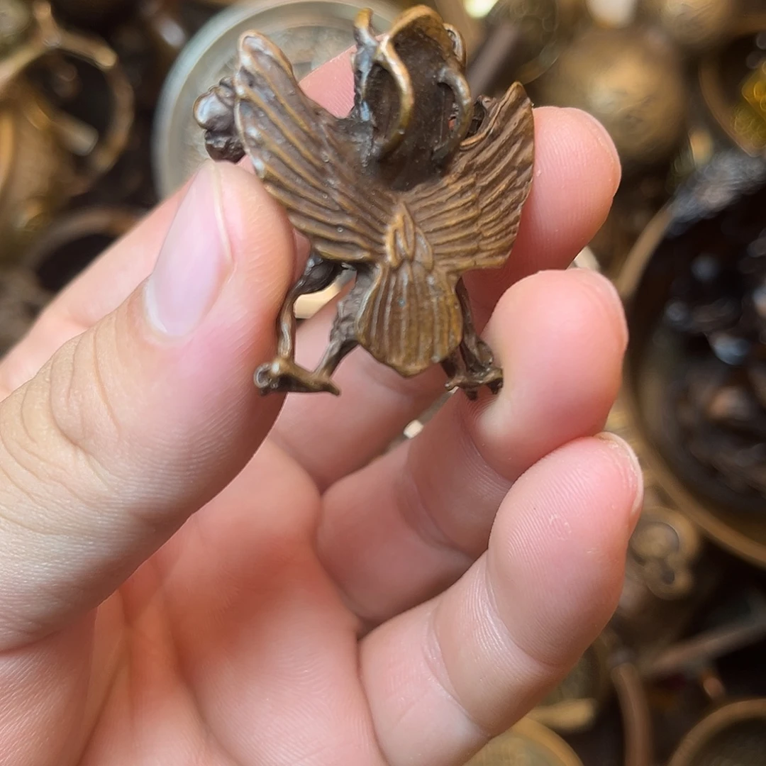 精美铜器工艺品等