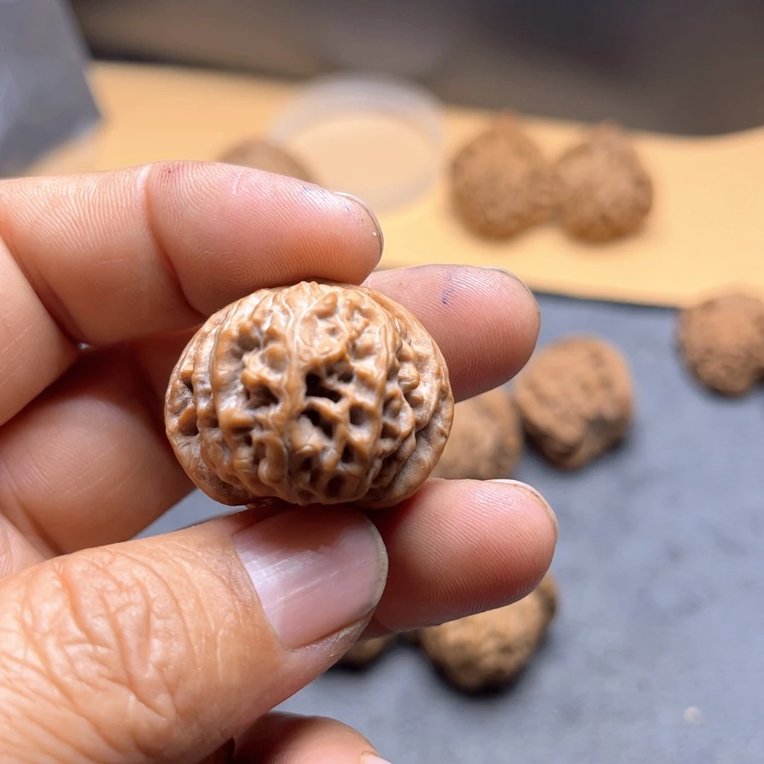 文玩核桃手串欧**鹏元宝